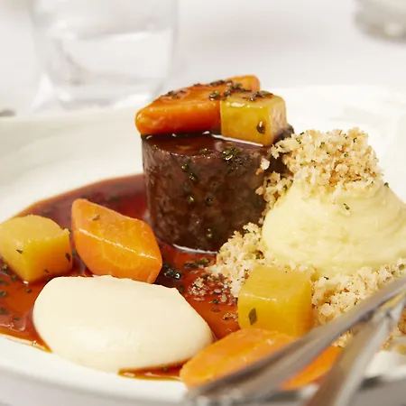 Palm Court ホテル