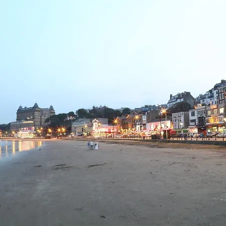 Отель Palm Court Скарборо