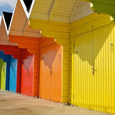 Palm Court Отель 3*