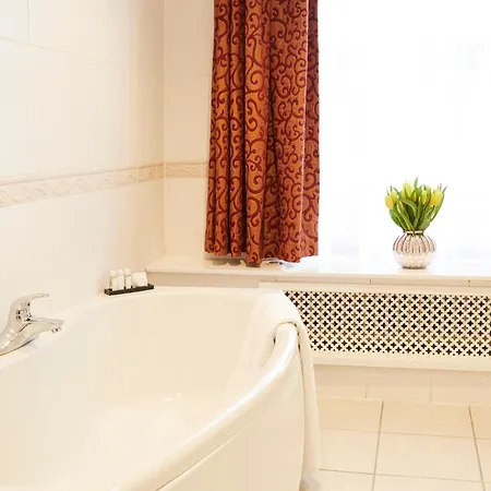 Palm Court 3* Скарборо