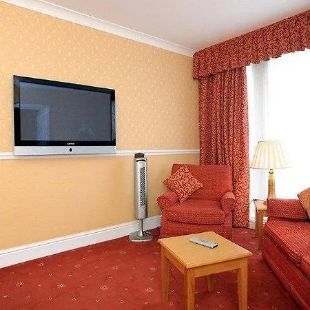 Palm Court Отель Скарборо