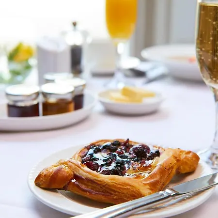 Palm Court Отель